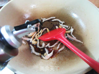 肥肉丝利剑玉菇炒雷笋的做法步调：8