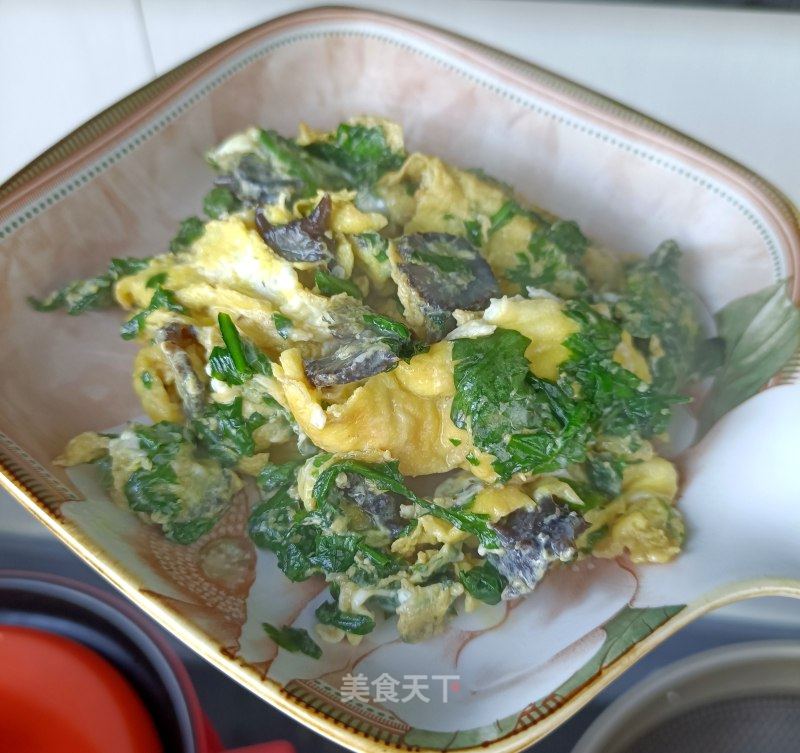茼蒿叶海参滑蛋的做法