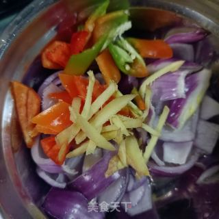 洋葱土豆炒驴肉的做法步调：7