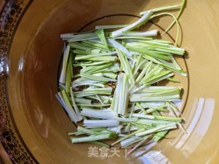 油辣鸡仍是利剑切鸡的做法步调：6