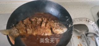 喷鼻辣鲤鱼的做法步调：9