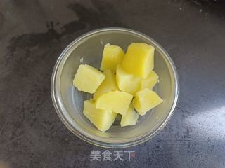 菠萝糖醋土豆泥的做法步调：3