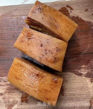 梅菜扣肉的做法步调：7