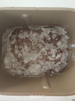 巧克力乳酪里包的做法步调：2