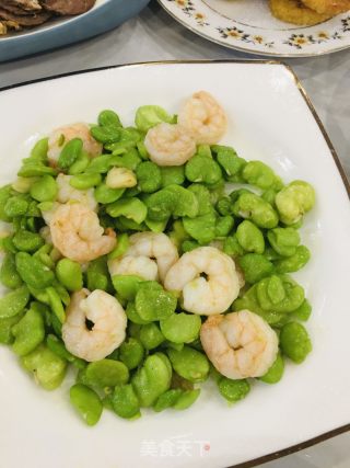 蚕豆虾仁的做法步调：7