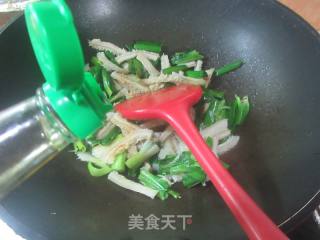 年夜蒜炒牛肚的做法步调：7