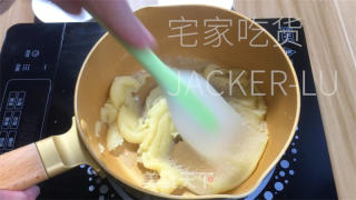 抹茶毛毛虫奶油里包，清爽抹茶、甘美奶油，好吃没有腻，一次一条不外瘾！的做法步调：20