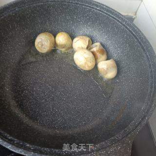 煎毛蛋的做法步调：2