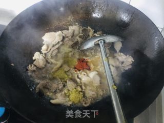 孜然羊肉的做法步调：4