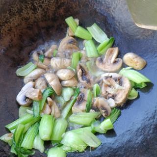 排骨油菜炒心蘑的做法步调：6