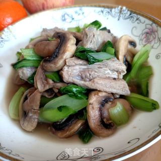 排骨油菜炒心蘑的做法步调：9