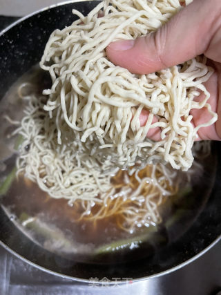 豆角排骨焖里的做法步调：12