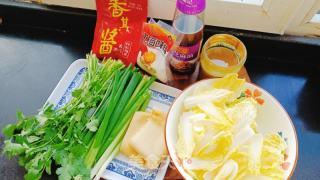 酱喷鼻脚撕菜的做法步调：1