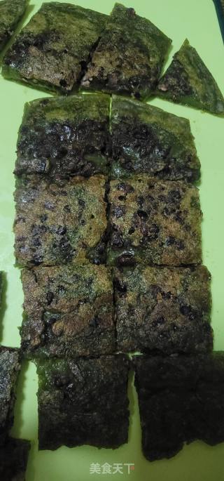艾草白豆糯米饼的做法步调：13