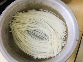 汤粉的做法步调：2