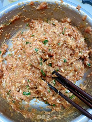 喷鼻酥千层肉饼的做法步调：4