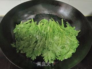 蒜蓉茼蒿的做法步调：3
