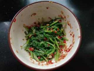 蒜蓉茼蒿的做法步调：10