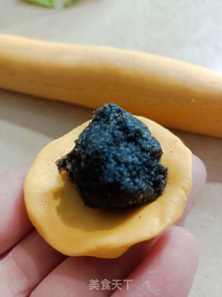 乌芝麻馅彩色汤圆的做法步调：9