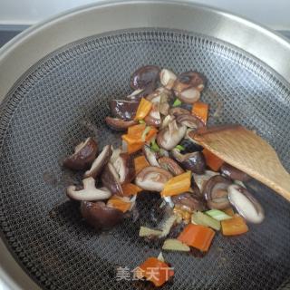 喷鼻菇油菜炒素毛肚的做法步调：15
