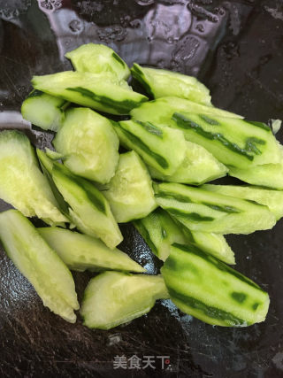 凉拌鸡腿肉的做法步调：4