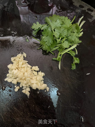 凉拌鸡腿肉的做法步调：5