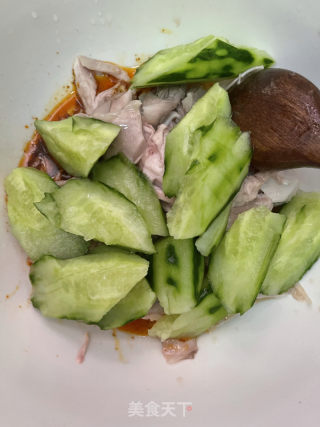 凉拌鸡腿肉的做法步调：9