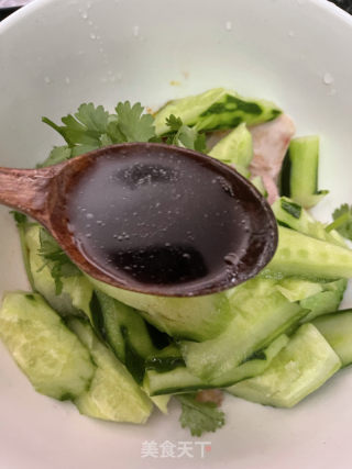 凉拌鸡腿肉的做法步调：11