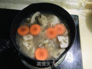 牛排炖莲藕的做法步调：5