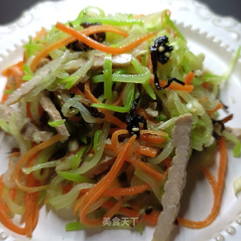 小鸡枞喷鼻覃拌佛脚瓜的做法