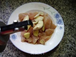 孜然鸡胸肉的做法步调：3