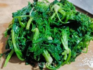 荠菜猪肉饺子的做法步调：2