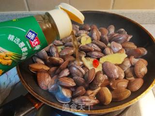 5分钟快脚菜～炒油蛤的做法步调：6