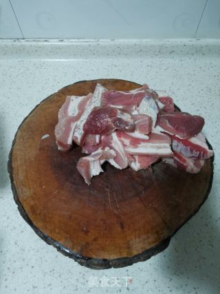 炖肉卤蛋的做法步调：2