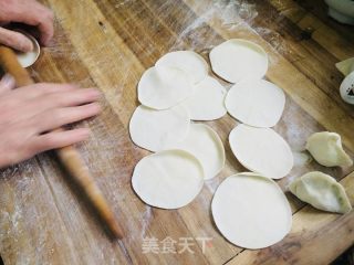 韭菜粉条鸡蛋火饺的做法步调：9