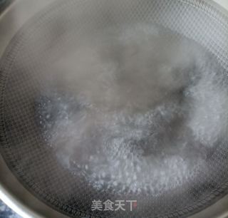 午饭肉拌茭瓜的做法步调：3
