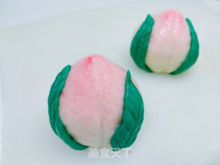 寿桃豆沙包的做法步调：1
