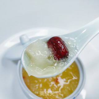 雪梨银耳汤的做法步调：11