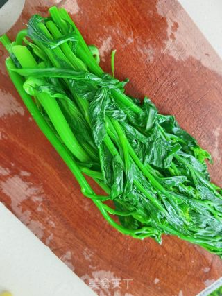 蒜蓉芥菜苗的做法步调：4