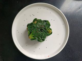 凉拌菠菜的做法步调：9