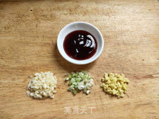 喷鼻菇油菜的做法步调：3