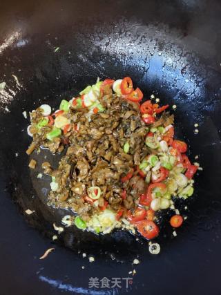 蚕豆鸡蛋中婆菜 陈喷鼻甘旨下饭菜的做法步调：9