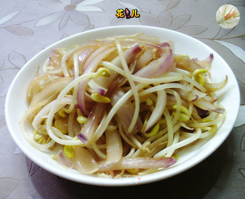 黄芽菜炒洋葱的做法