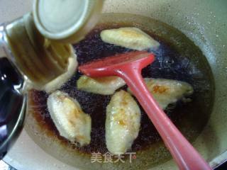 茭利剑烧鸡翅中的做法步调：7