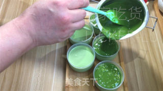 抹茶坚皮奶油杯、喷鼻坚巧克力坚皮、清爽茶喷鼻奶油，使人耐人寻味。的做法步调：16