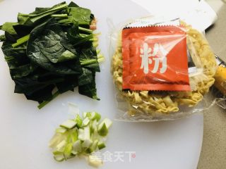 牛肉烩里的做法步调：1