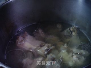 酱喷鼻猪年夜骨的做法步调：6