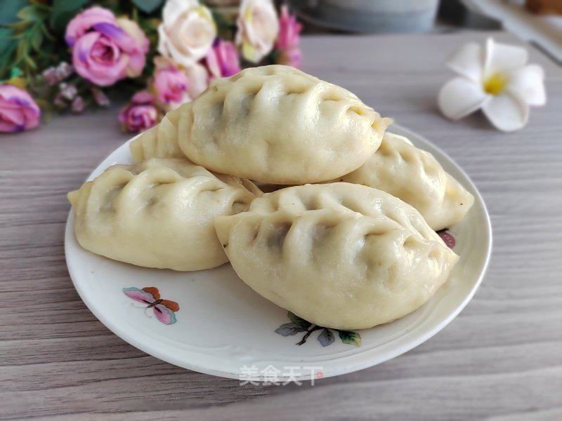 芹菜冬笋陈肉包的做法