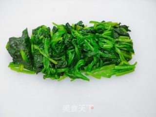 芝麻酱拌菠菜的做法步调：3