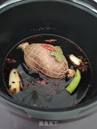 卤猪心的做法步调：2